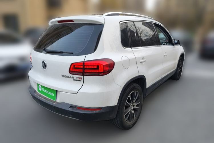 Used Volkswagen Tiguan 2015 1.8TSI Automatic All-Wheel-Drive Luxury Model