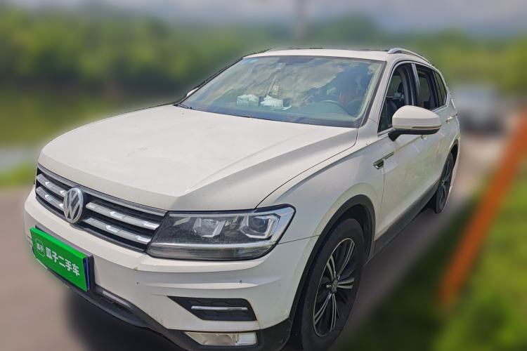Used Volkswagen Tiguan L 2019 Updated Version 330TSI Automatic Two-Wheel Drive Panoramic Comfort Edition China VI Standard