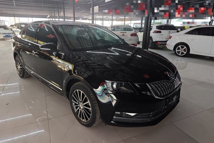 Used Skoda Octavia 2018 1.6L Automatic Luxury Edition
