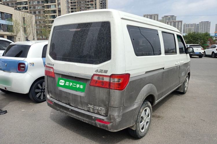 Used Jinbei Hiace X30 2023 1.5L Business-Style Passenger Van 5/6/7-Seater Non-Air-Conditioned Version SWC15M
