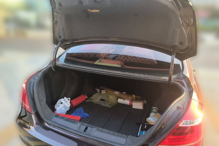 Used Geely Auto Emgrand 2016 Sedan 1.5L Manual Luxury Model
