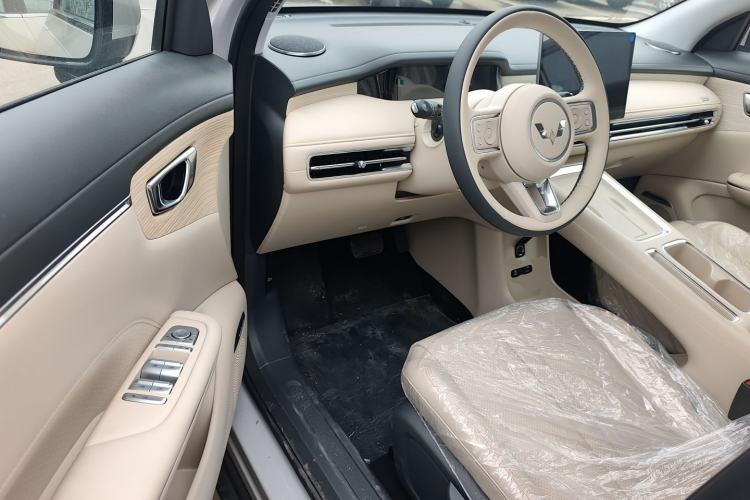 Used Wuling Bingo S 2025 Model 325km Deluxe Edition Driver Seat