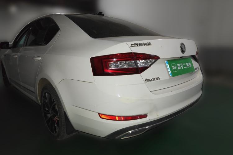 Used Skoda Octavia 2018 TSI280 DSG Luxury Edition Rear Left 45 Deg