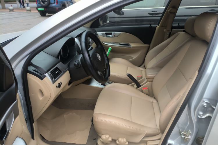 Used Buick Excelle 2013 1.5L Automatic Classic Model
