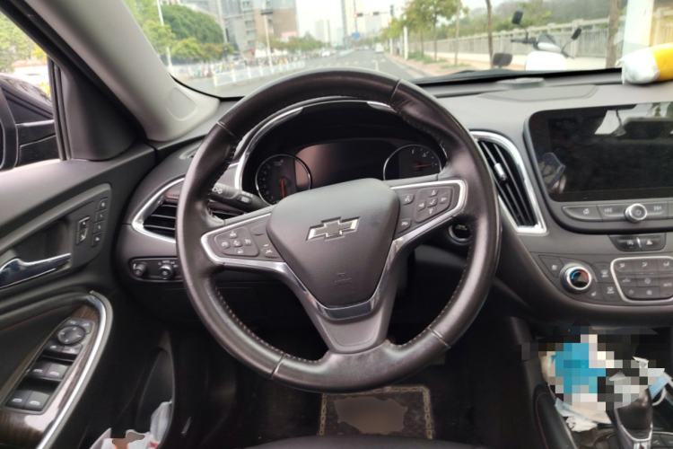 Used Chevrolet Malibu XL 2021 Redline 550T Automatic Smart Edition Steering Wheel