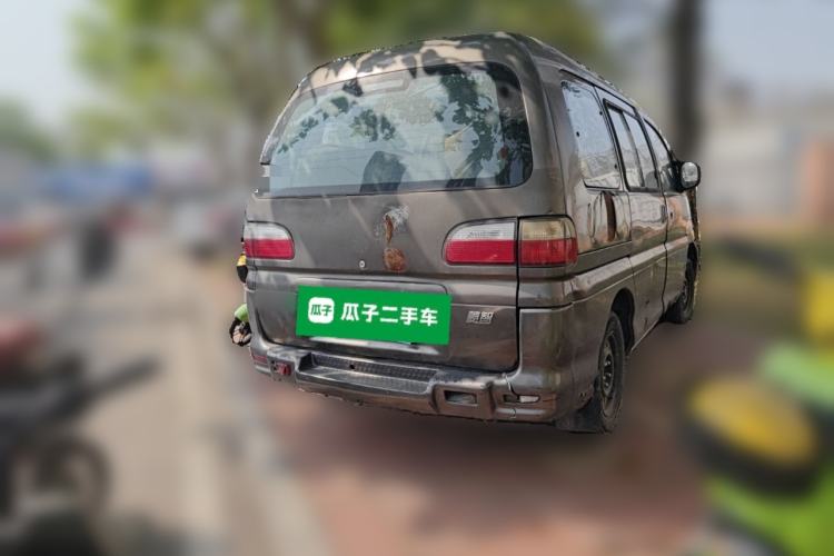 Used FORTHING Lingzhi 2012 Commercial Version 1.6L Special Offer Model
