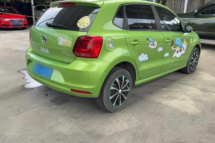 Used Volkswagen Polo 2016 1.6L Automatic Comfort Model
