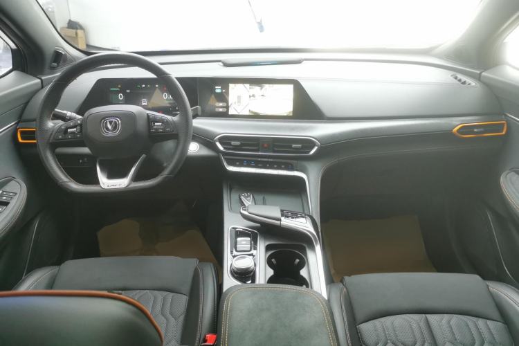 Used Changan UNI-T 2022 1.5T Prestige Version
