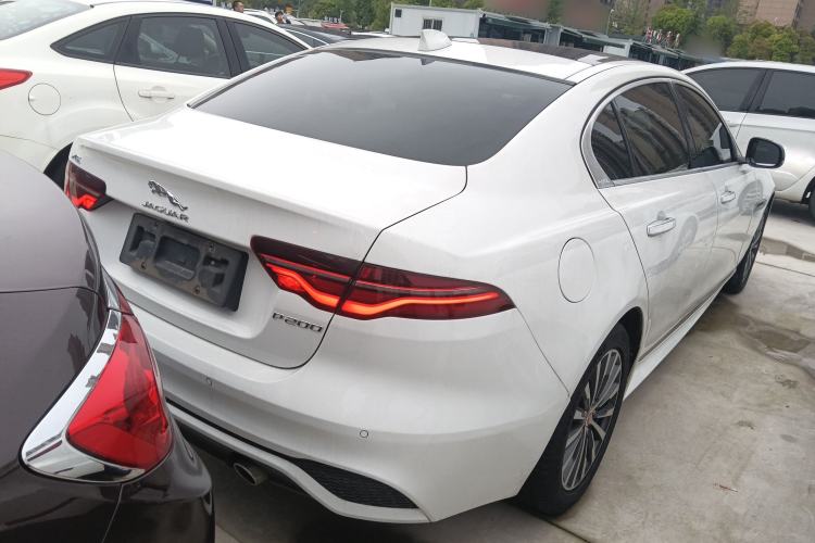 Used Jaguar XEL 2020 2.0T 200PS R-DYNAMIC Youth Sports Edition Rear Right 45 Deg