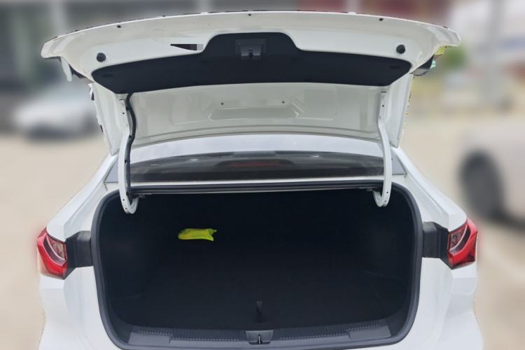 Used Roewe i5 2023 1.5L CVT Luxury Edition Trunk