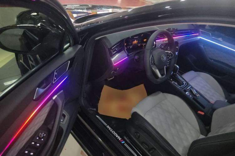 Used Volkswagen Magotan 2023 2 Million Units Limited Edition 330TSI DSG Leading Version Driver Seat