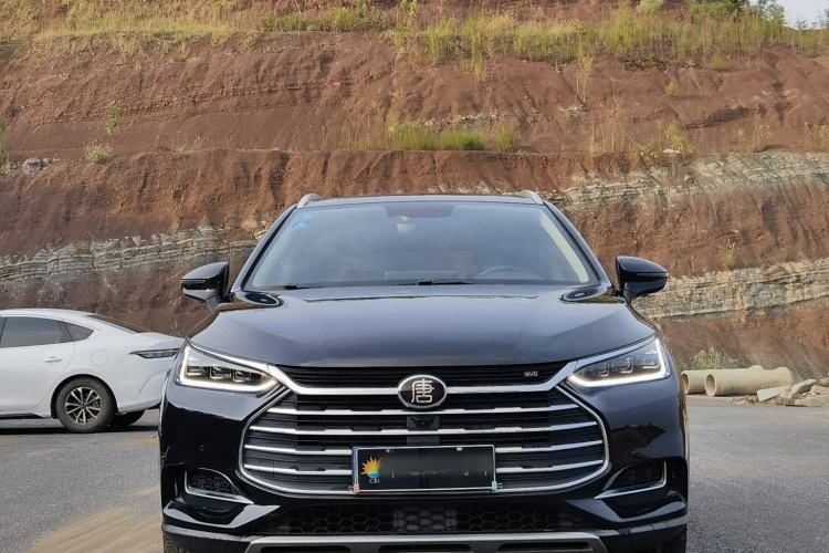 Used BYD Tang 2018 2.0T Automatic Smart Connect Prestige 7-Seater China V Standard