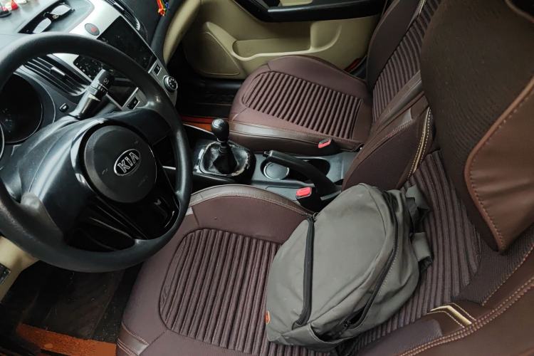 Used Kia Forte 2016 1.6L MT GL