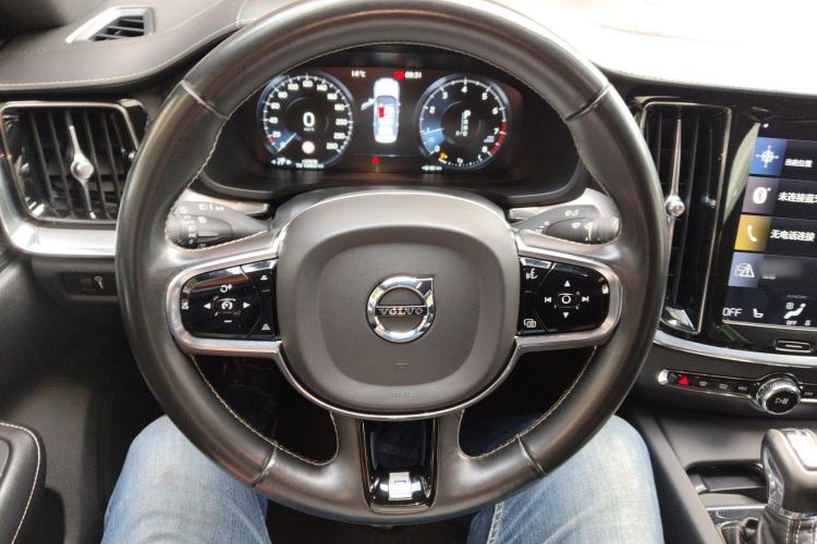 Used Volvo S60 2020 T5 Zhiya Sport Edition