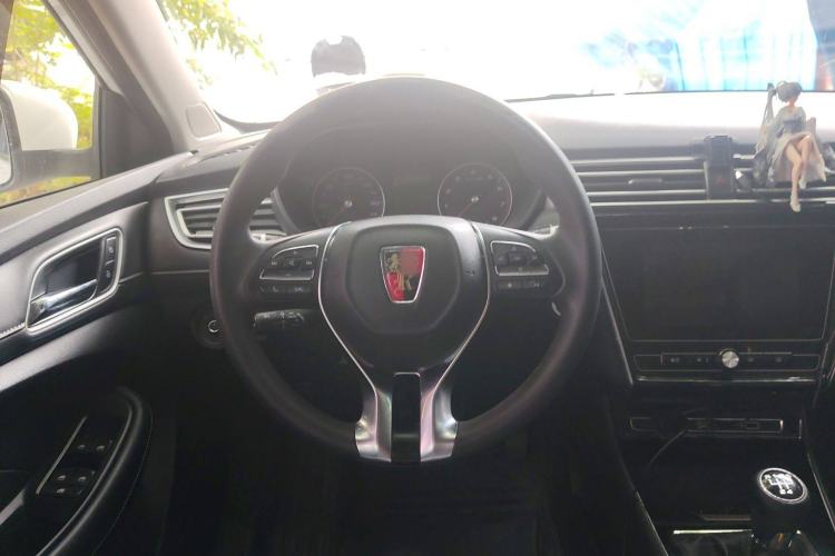 Used Roewe i5 2019 1.5L Manual 4G Connectable Langhao Edition Steering Wheel