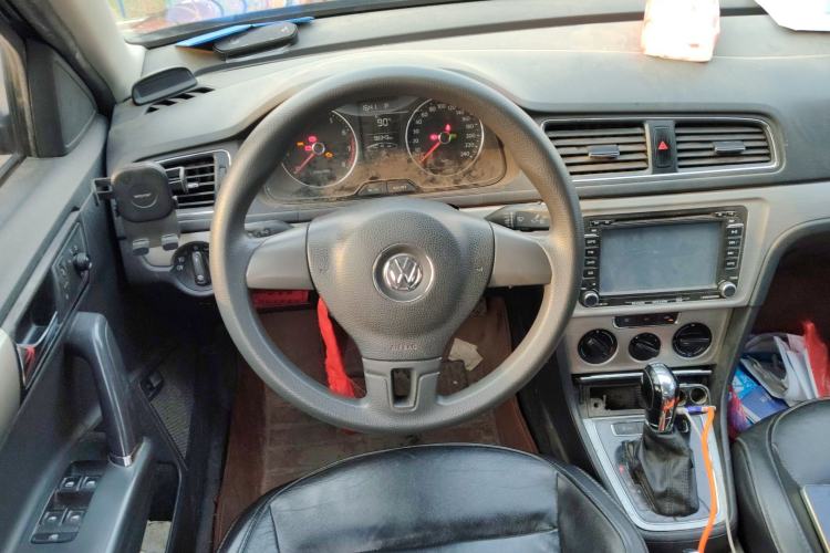 Used Volkswagen Lavida 2013 Revised Version 1.4 TSI DSG Comfort Edition
