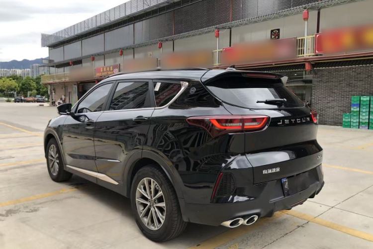 Used JETOUR X70 2025 1.5T DCT Beyond PRO 7-Seater
