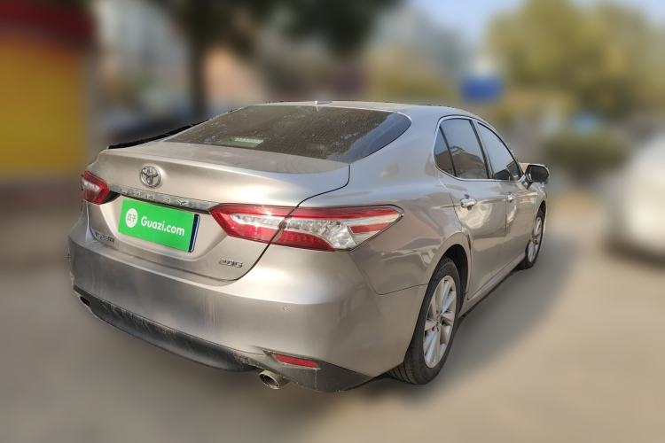 Used Toyota Camry 2021 2.0G Luxury Edition
