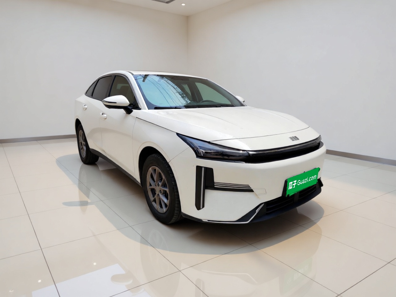 Geely Galaxy L6 2025 EM-i 60km Exploration Edition — снимка 3