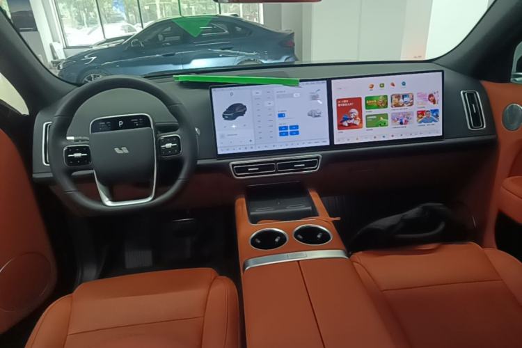 Used Li Auto L7 2025 Max Smart Refresh Edition Center Console