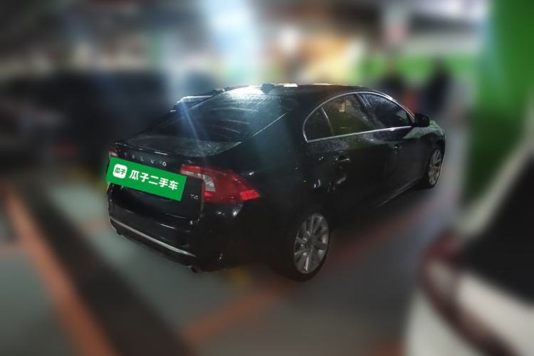 Used Volvo S60 2016 S60L T4 Zhiyuan Edition Rear Right 45 Deg
