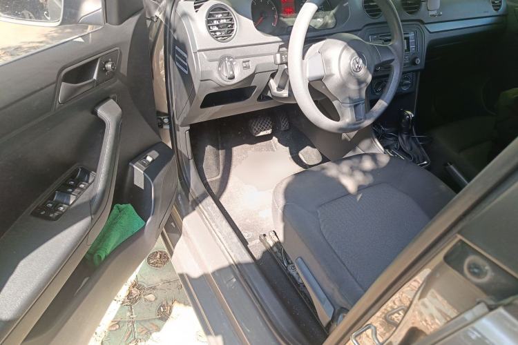 Used Volkswagen Jetta 2015 Value Edition 1.6L Automatic Fashion Version
