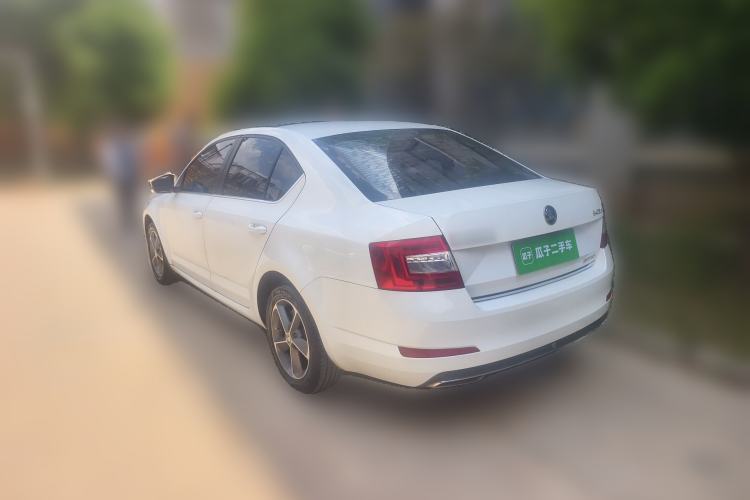 Used Skoda Octavia 2015 1.6L Manual Yijun Edition