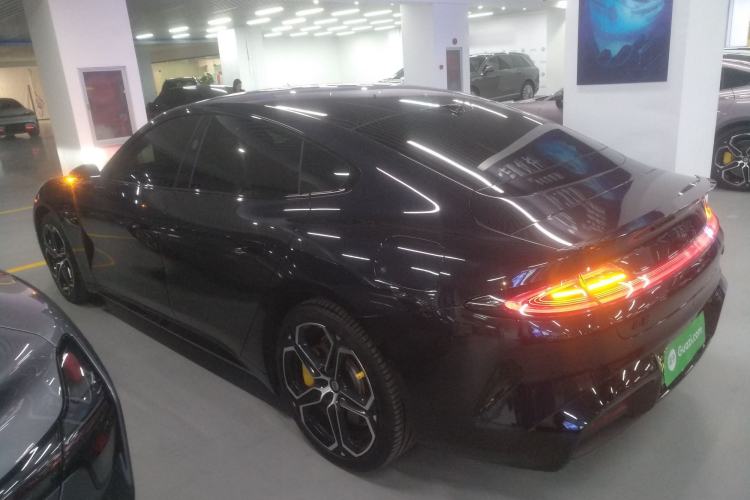 Used Xiaomi Auto SU7 2024 Rear-Drive Long-Range Intelligent Driving Version
