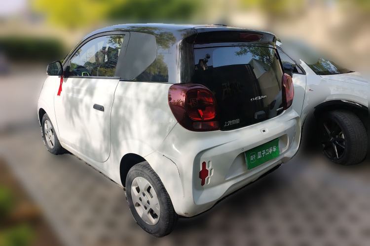 Used Roewe Clever 2021 302 km New Four-Seater Super-Efficient Version
