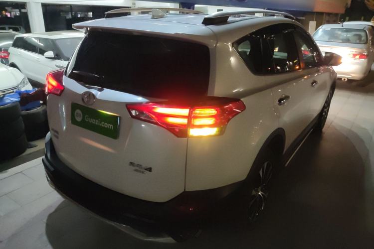 Used Toyota RAV4 2015 2.5L Automatic 4x4 Elite Edition