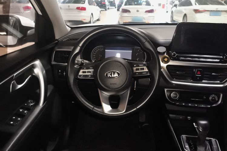 Used Kia Sportage R 2018 2.0L Automatic Smart Luxury Version China V Standard
