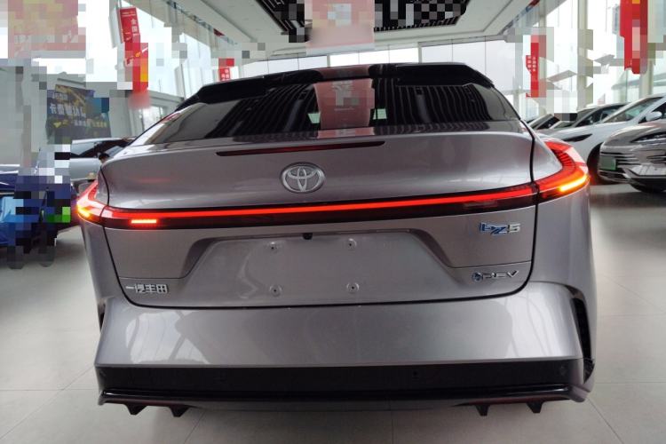 Used Toyota bZ5 2025 Model 550 JOY