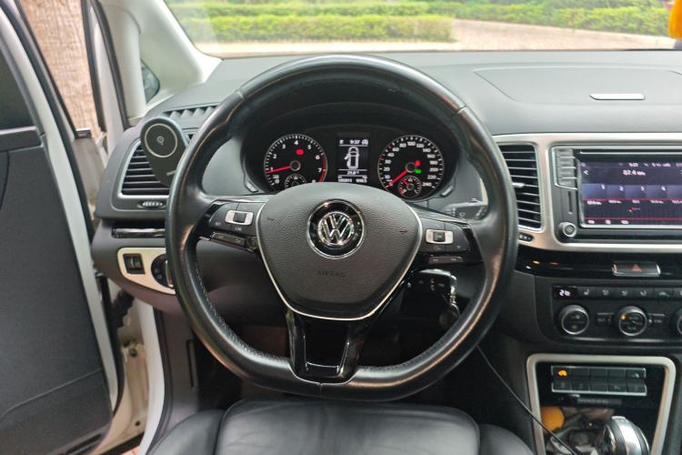 Used Volkswagen Sharan 2018 380TSI Luxury 7-Seater
