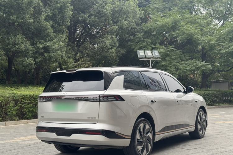 Used Dongfeng eπ eπ008 2024 210Max Range-Extended Version 6 Seats
