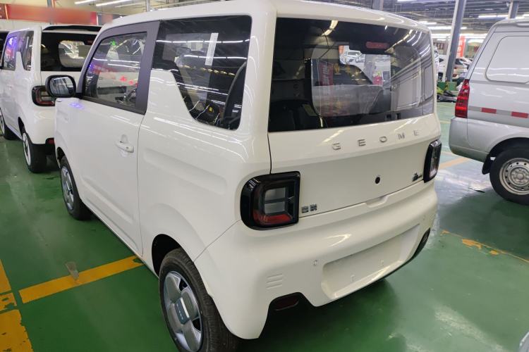 Used Geely Galaxy Panda 2025 210 km – Yuanqi Bear