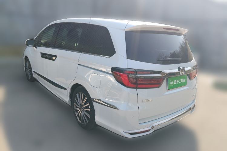 Used Honda Elysion 2024 2.0L eHEV Luxury Edition Rear Left 45 Deg