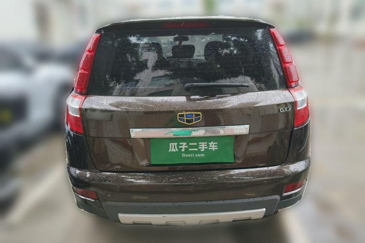 Used Geely Auto GX7 2015 Sports Edition 2.0L Automatic Luxury Upgrade Version China V Standard
