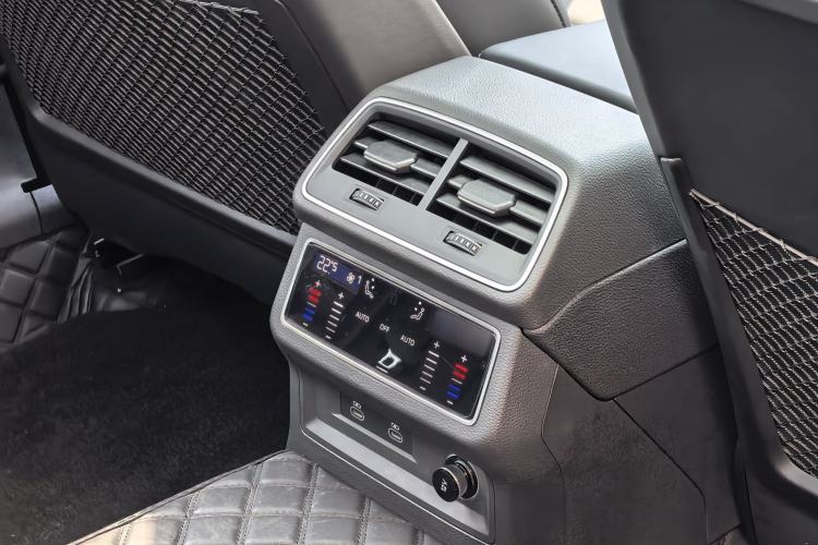 Used Audi A6L 2025 Revised 45 TFSI Prestige Dynamic Edition
