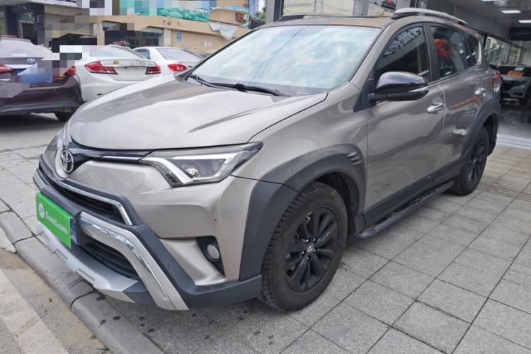 Used Toyota RAV4 2019 2.0L CVT Two-Wheel Drive Fashion X Limited Edition China VI Standard