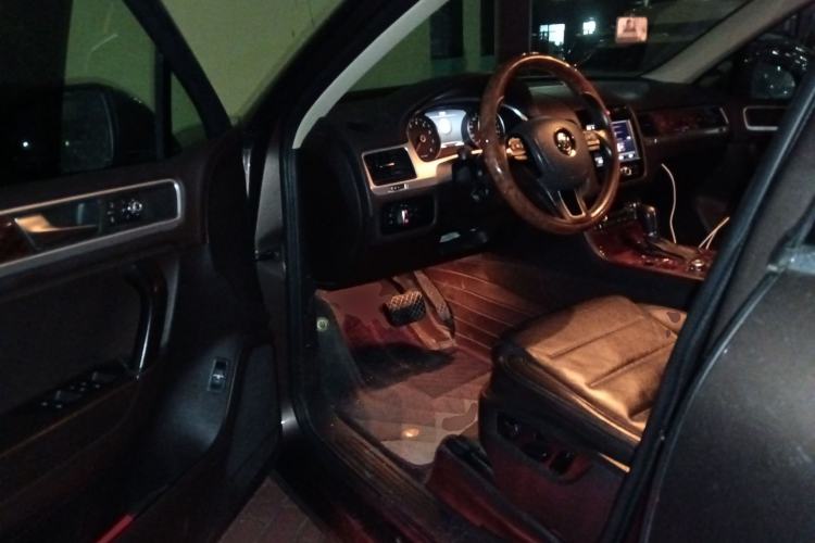 Used Volkswagen Touareg 
