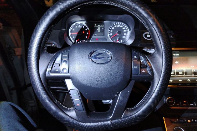 Used Land X7 2015 2.0T Panoramic Prestige Edition