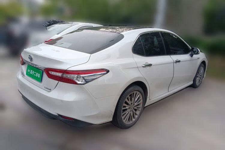 Used Toyota Camry 2018 Dual-Engine 2.5 HG Luxury Edition Rear Right 45 Deg