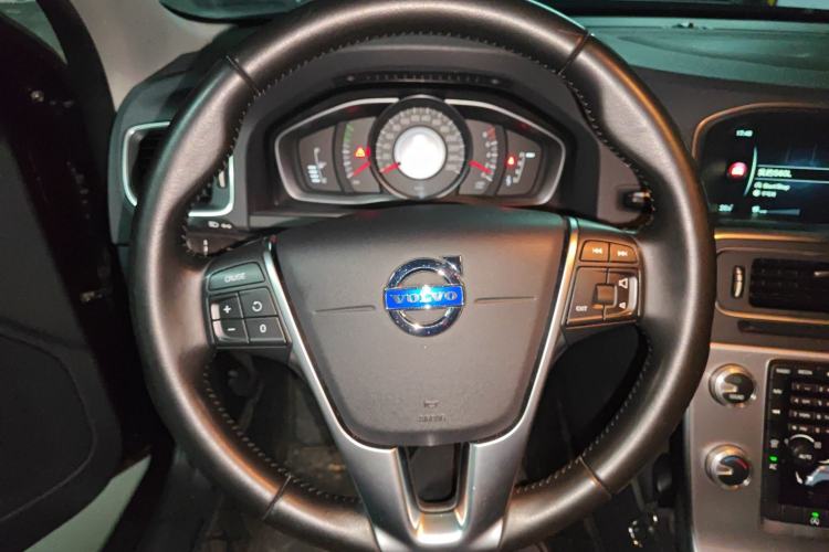 Used Volvo S60 2017 S60L T3 Smart Upgrade Edition
