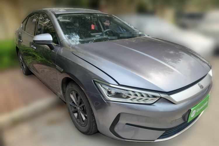 Used BYD Qin PLUS 2021 EV 400KM Leading Comfort Edition Front Right 45 Deg