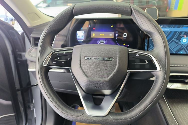 Used Venucia V 2021 260T Idol Edition
