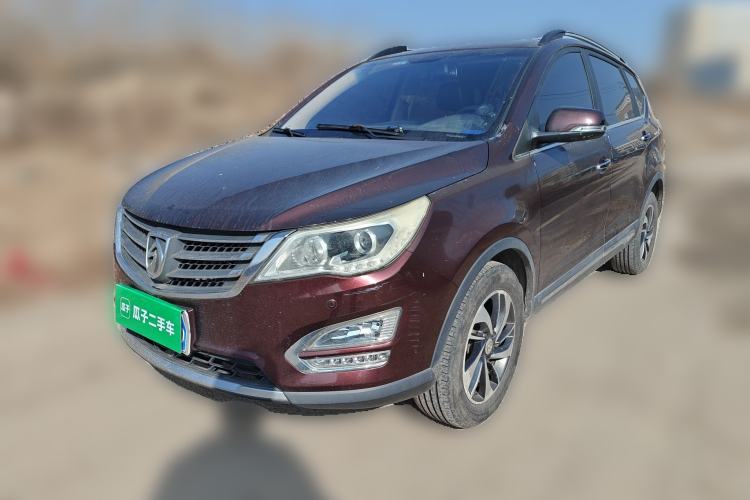 Used Baojun 560 2015 1.8L manual luxury version
