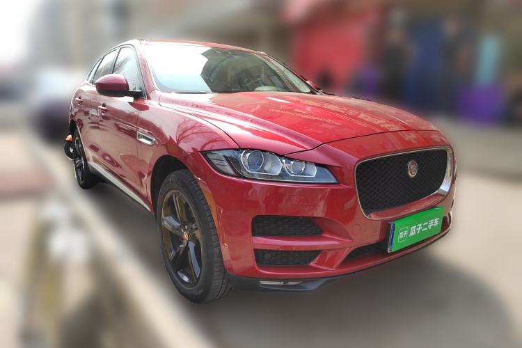 Used Jaguar F-PACE 2016 2.0T Two-Wheel-Drive R-Sport Sport Edition Front Right 45 Deg