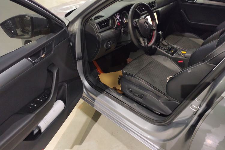 Used Skoda Superb 2018 TSI330 DSG Comfort Edition China VI Standard
