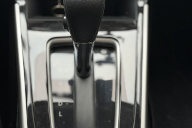 Used Nissan Sylphy 2022 Classic 1.6XL CVT Luxury Edition Gear Lever