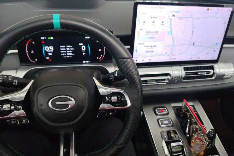 Used GAC Trumpchi EMKOO 2022 1.5T Supernova Pro Edition Center Console